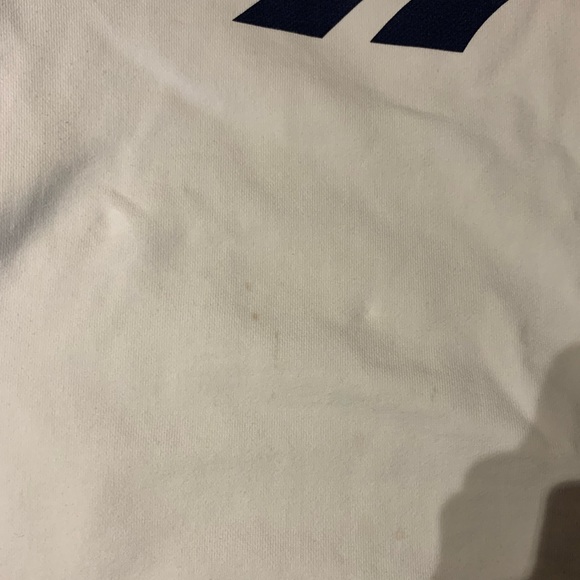 Reebok crewneck size Large - Picture 2 of 3